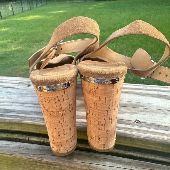 Michale Kors Sandal - Picture 10 of 12